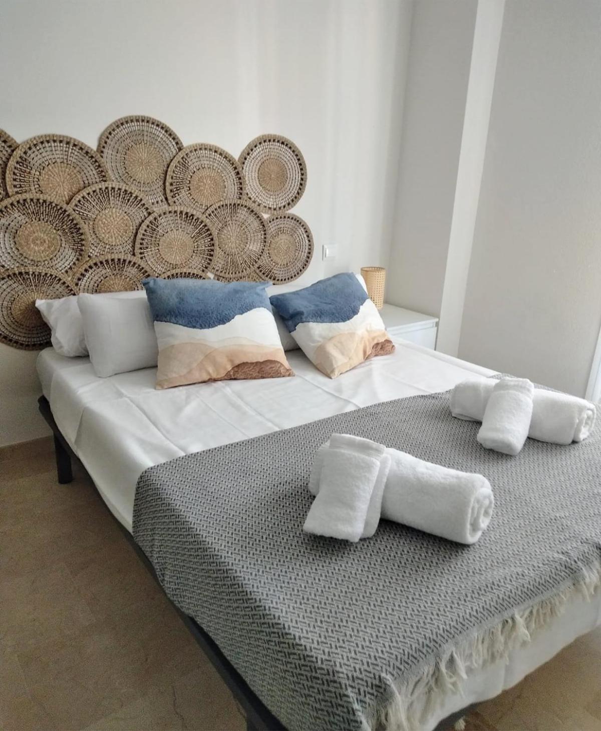 Sol Y Arte Suites Malaga Centro Dış mekan fotoğraf